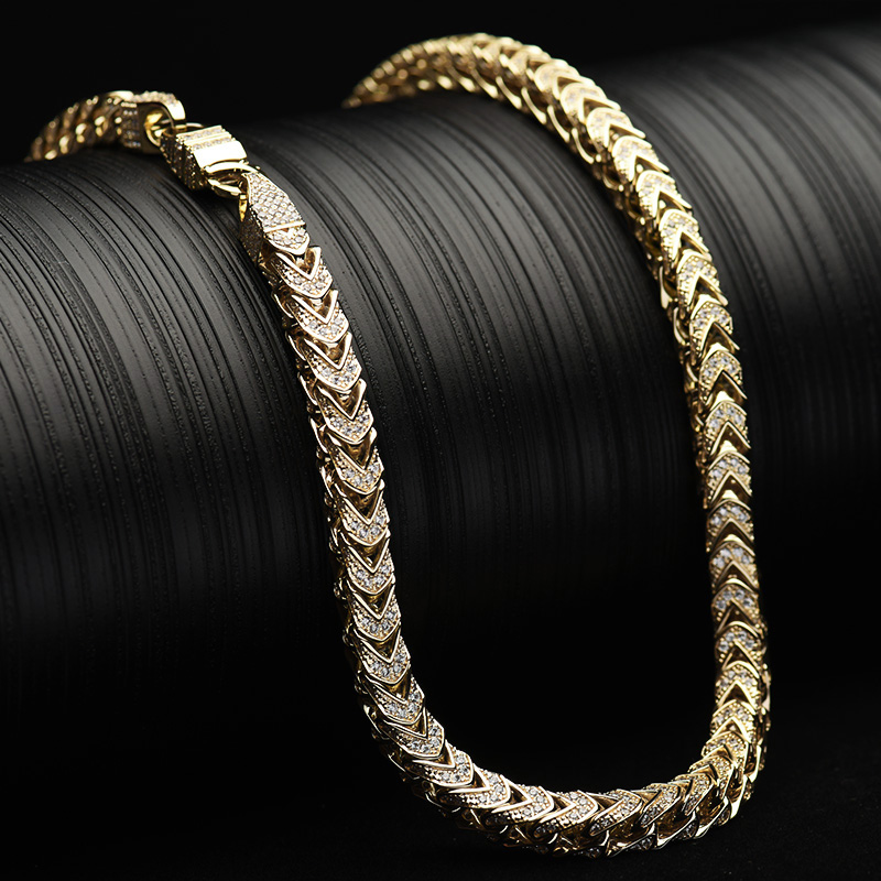 Hot Selling Custom  Hip Hop Jewelry 925 Sterling Silver Gold Plated Iced Out Diamond Cuban Chain Necklace for Men