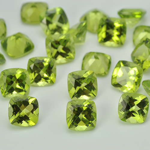 2GN04019A Forever Star Wholesale Best Natural Brilliant Cut 1mm Iridescence Olive Radiation Treated Loose Peridot Stones Price