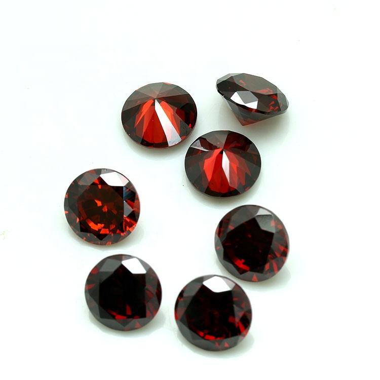 Hot Sale Natural Garnet Stone Gemstone 1.5mm Brilliant Cut Red Color in Round Star Brilliant Cut Oval Shapes Height 3mm