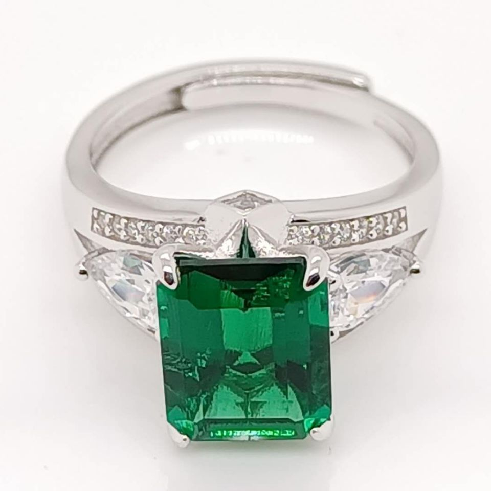 Cushion Cut 2.9ct Lab Grown Emerald Ring Elegance Jewelry in S925 Silver Emerald Wedding Engagement Rings