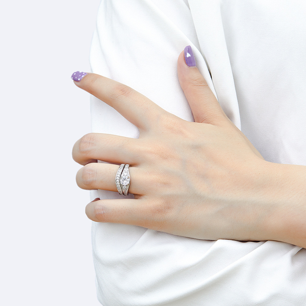 S925 High-End Romantic Three-Piece Wedding Ring Set for Women Rhodium Plated Sterling Silver with Lab Diamond Ring