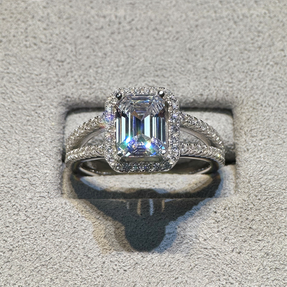 925 Silver Women's Lab Ring D Color 2 Karat Emerald Cut 6*8 Long Surround Rhodium Plated Cross Border Diamond
